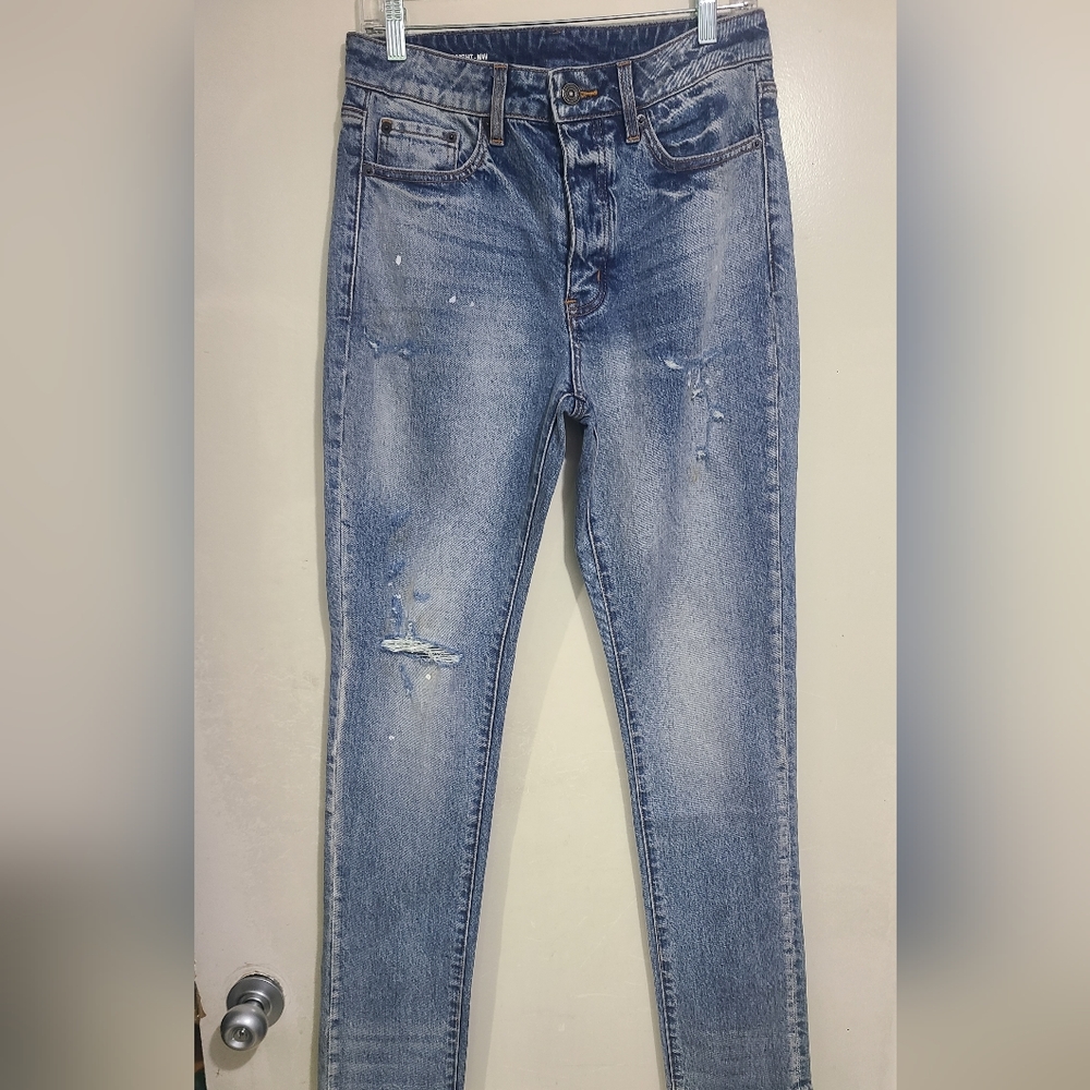 SIX WEEK RESIDENCY Distressed Ripped Jean Size 30